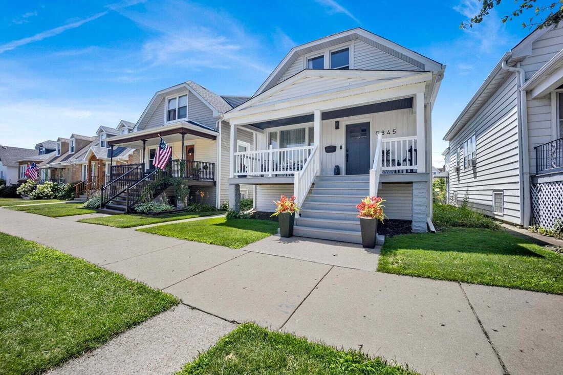 House in Chicago, Illinois, United States 1 - 18582120