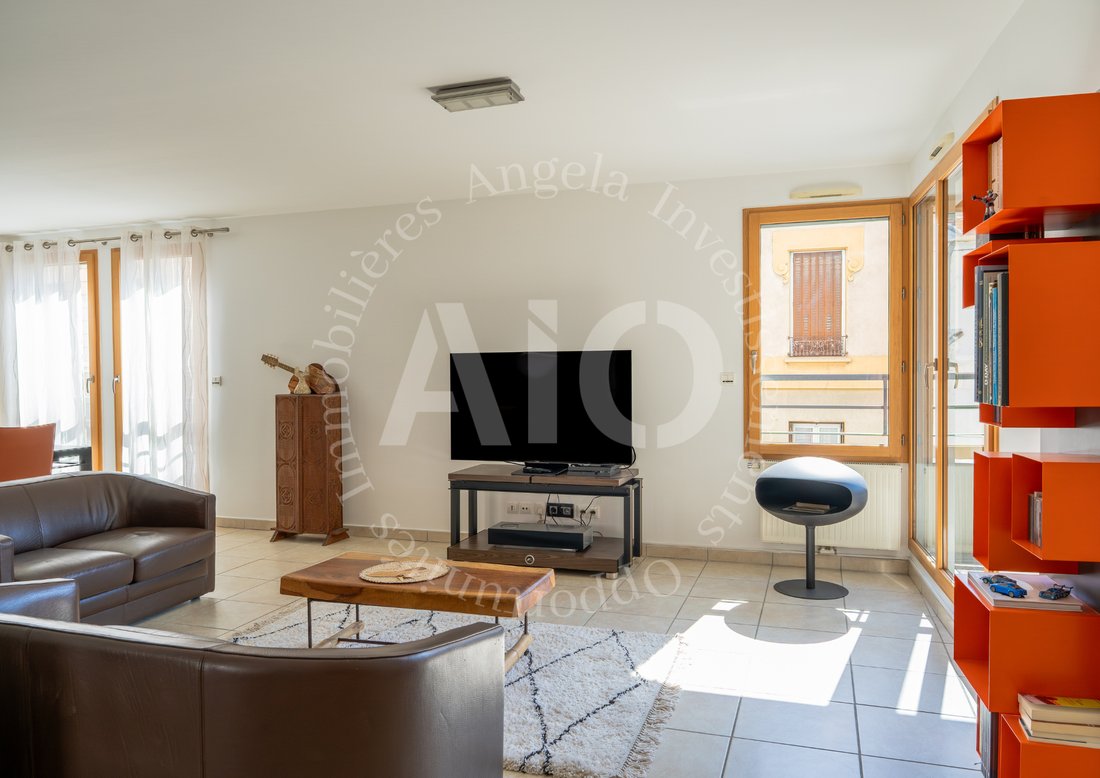 Apartment in Zola - Pressence, Villeurbanne, France 2 - 18585287