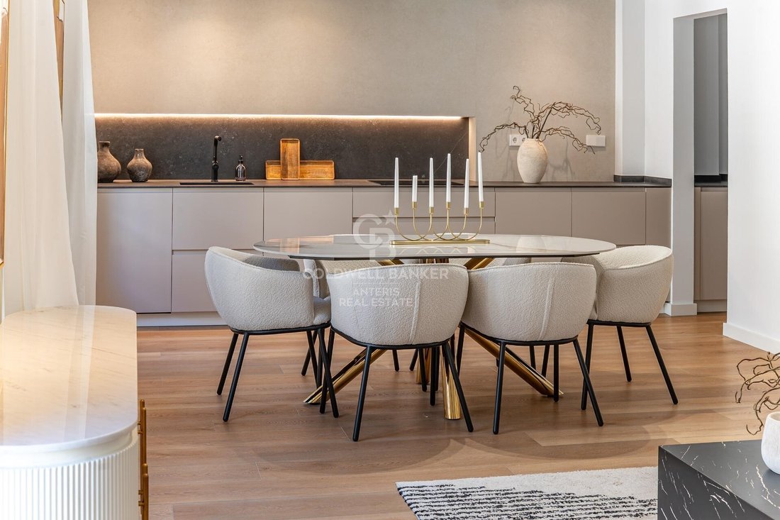 Apartment in Ciutat Vella, Barcelona, Spain 4 - 17736002