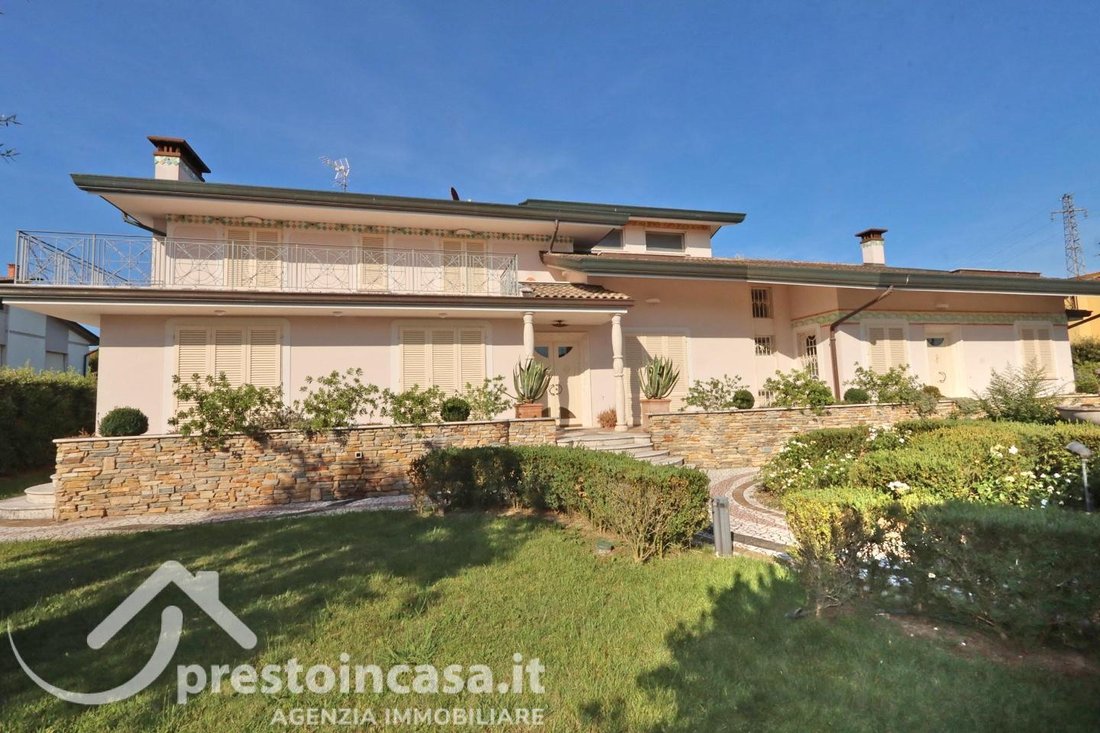 Villa in Center, Fucecchio, Tuscany 2 - 18584694