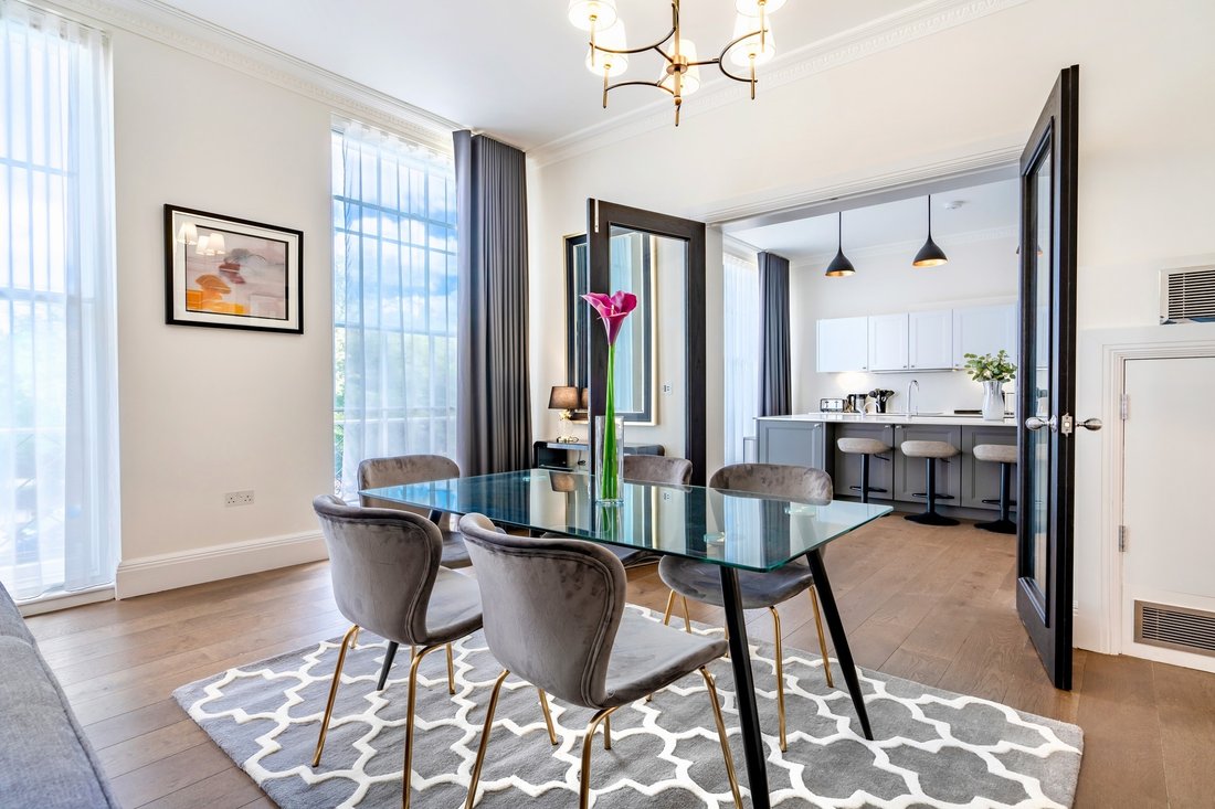 Condo in WC2, Westminster, England 3 - 18585529