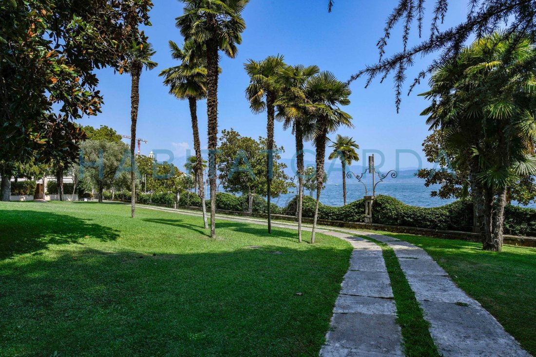 Apartment in Gardone Riviera, Lombardy, Italy 5 - 18585977