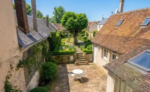 House in Houdan, Ile-de-France, France 1