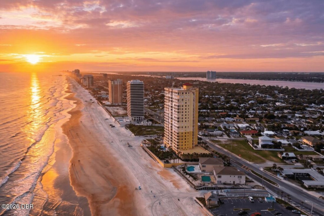 Condo in Daytona Beach, Florida, United States 3 - 18583166