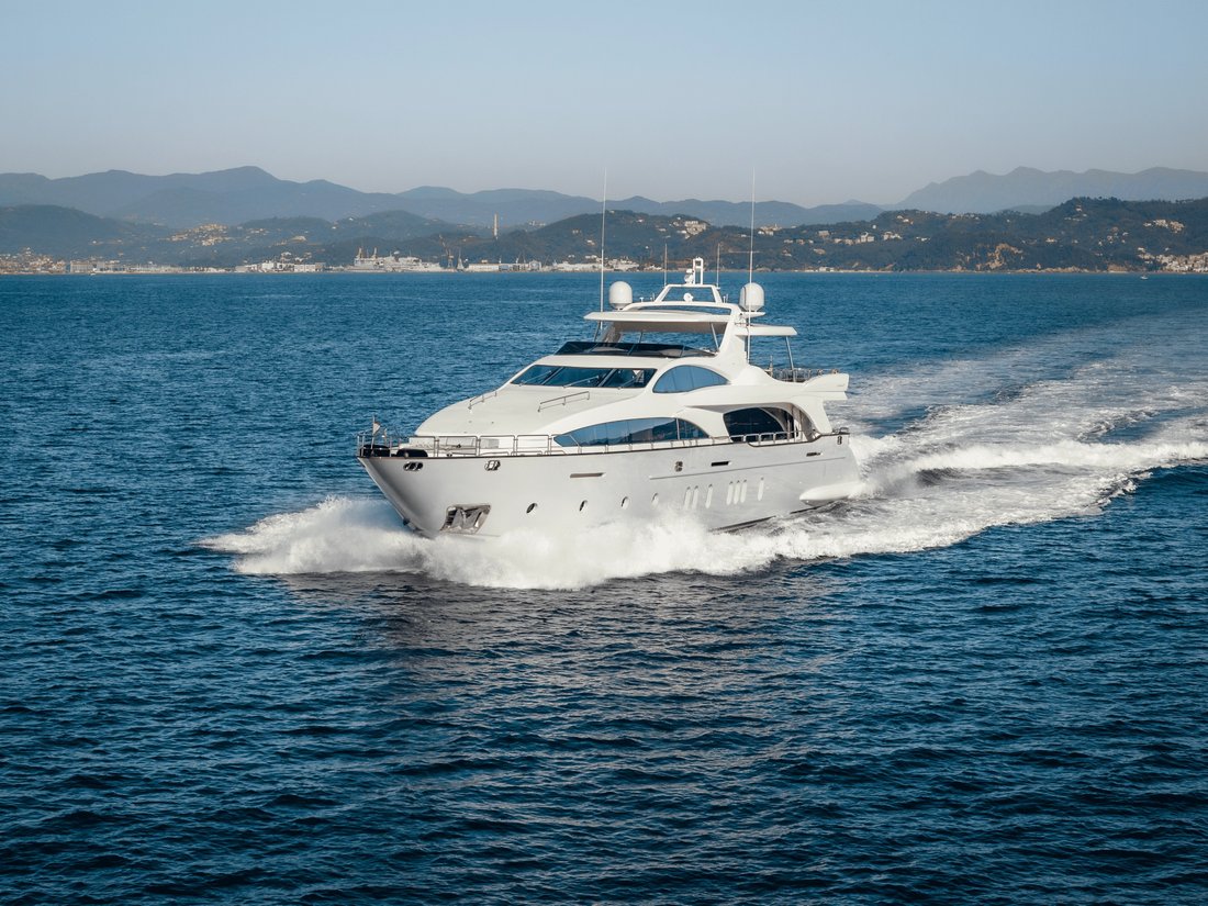Motor Yacht in Spain 4 - 18582210