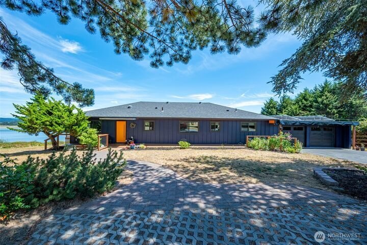 House in Oak Harbor, Washington, United States 5 - 18586292