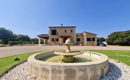 Finca in Algaida, Balearic Islands, Spain 1
