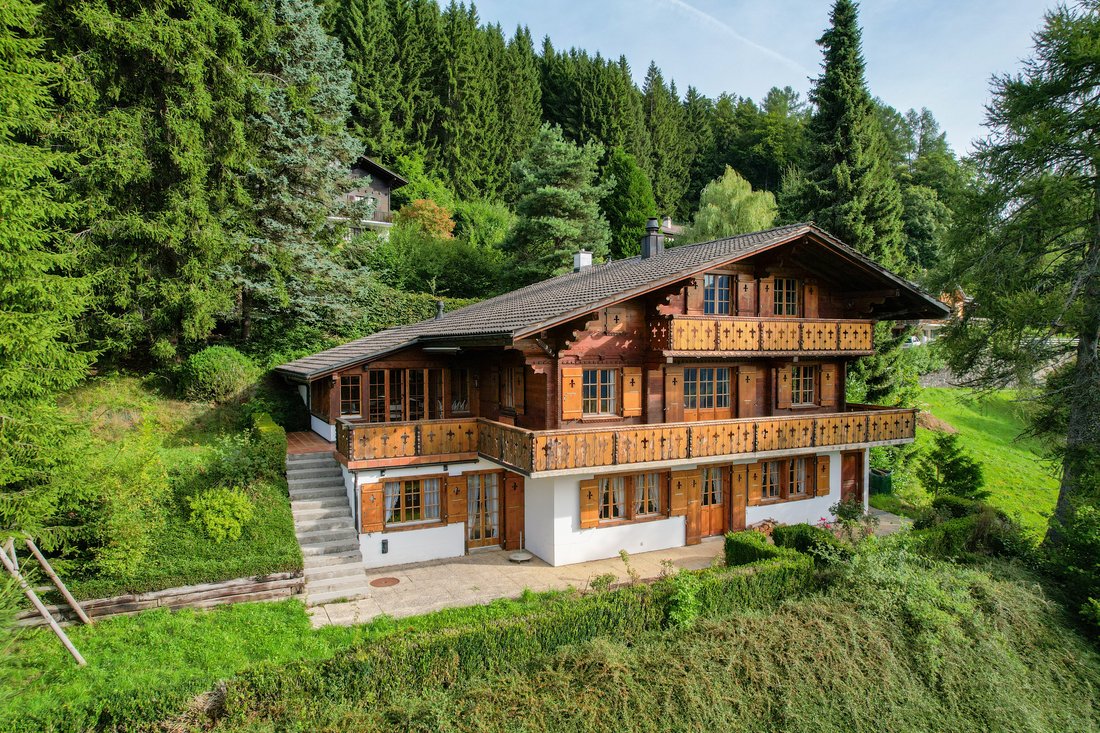 Chalet in Crésuz, Fribourg, Switzerland 1 - 18580793
