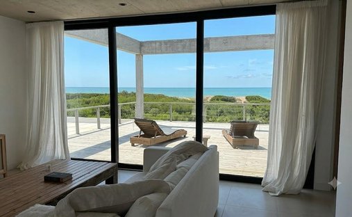 House in Pinamar, Buenos Aires Province, Argentina 1