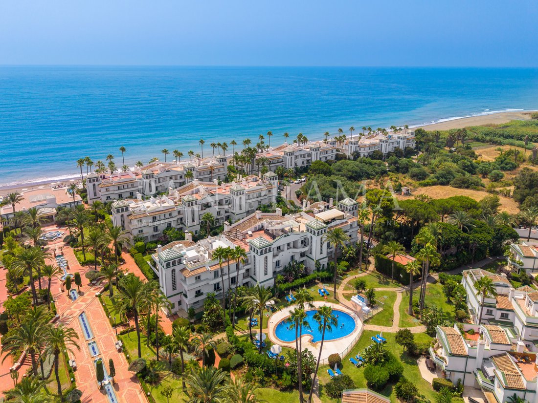 Townhouse in Estepona, Andalusia, Spain 1 - 18581775