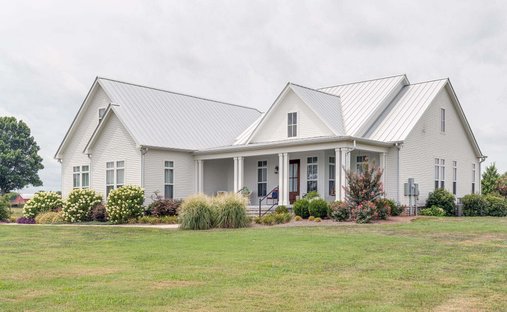 House in Belfast, Tennessee, United States 1