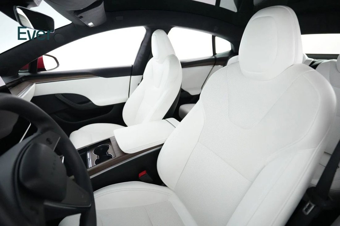 Sedan in San Francisco, CA, United States 4 - 17911665