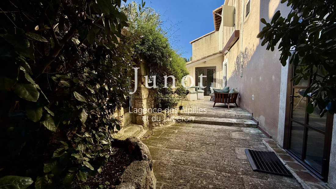 House in Maussane-les-Alpilles, Provence-Alpes-Côte d'Azur, France 4 - 18582505
