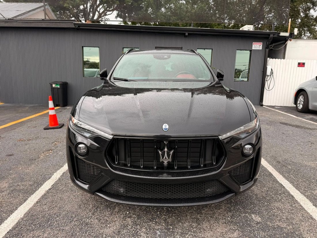 Suv in Orlando, FL, United States 2 - 18585782