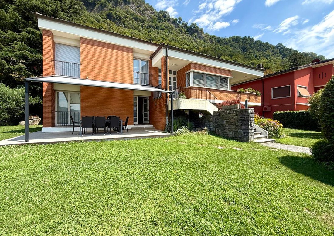 Villa in Mendrisio, Ticino, Switzerland 1 - 18580760