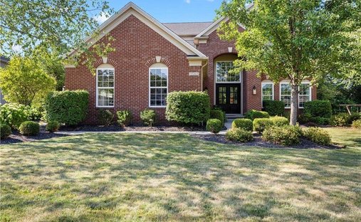 House in Avon, Ohio, United States 1