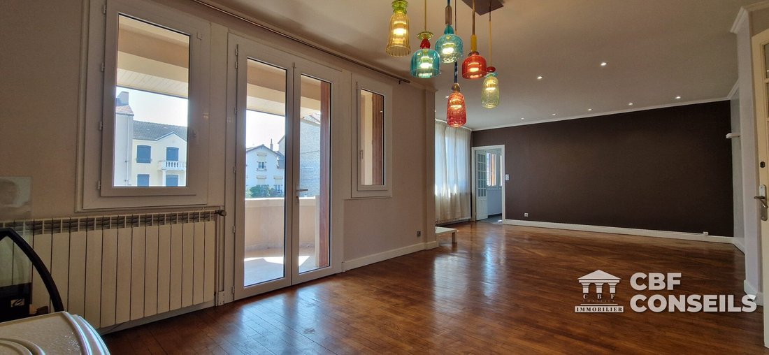 House in Chalon-sur-Saone, Bourgogne – Franche-Comté, France 5 - 18586127