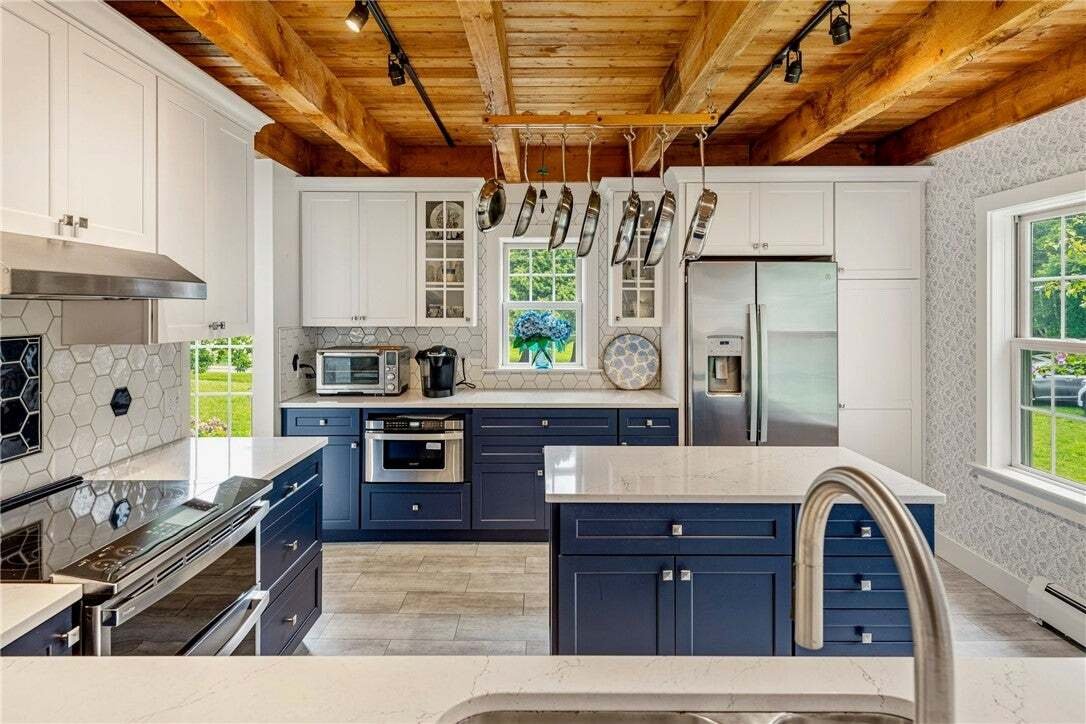Little Compton, Rhode Island, United States 5 - 18583859