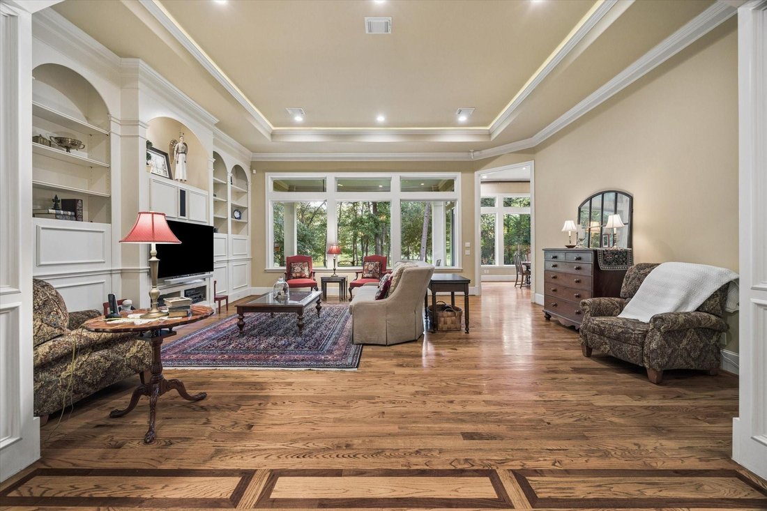 House in Pinehurst, Texas, United States 4 - 18581912