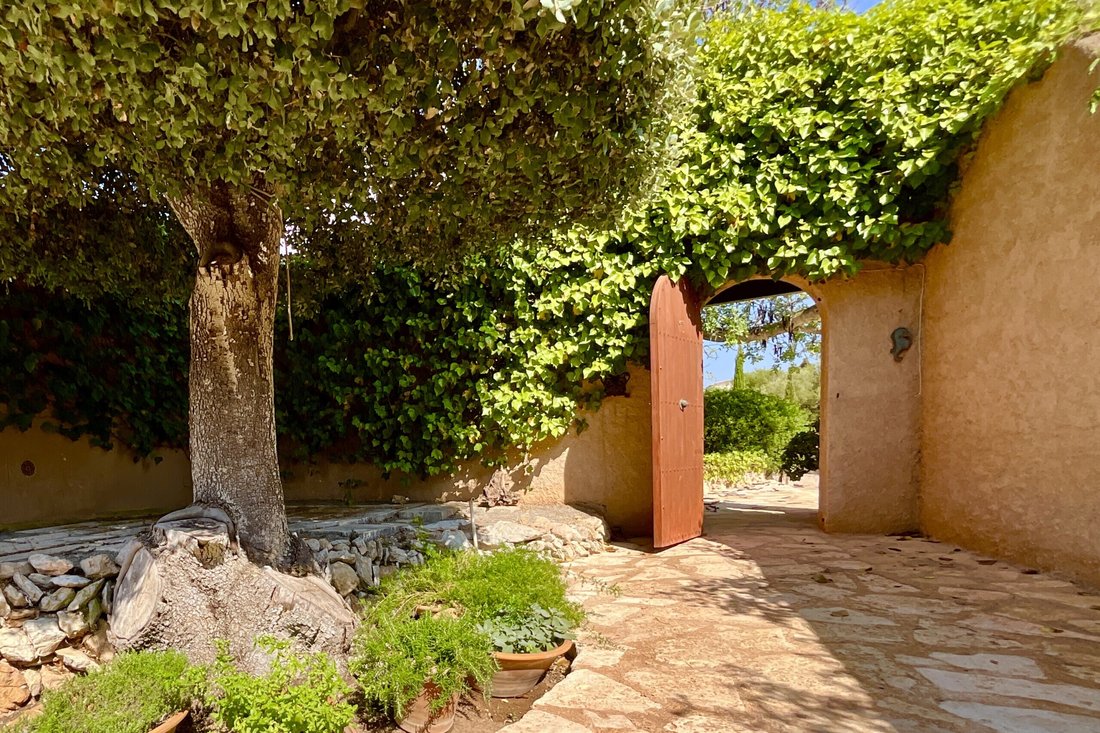 Finca in s'Alqueria Blanca, Santanyi, Balearic Islands 2 - 18581715