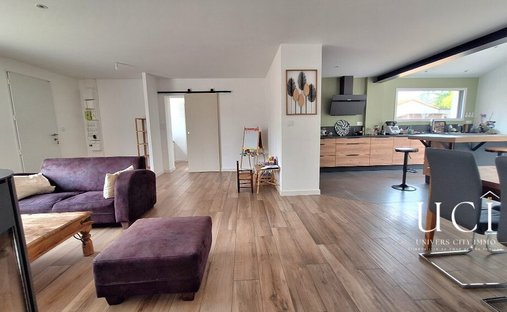 House in Saint-Sebastien-sur-Loire, Pays de la Loire, France 1