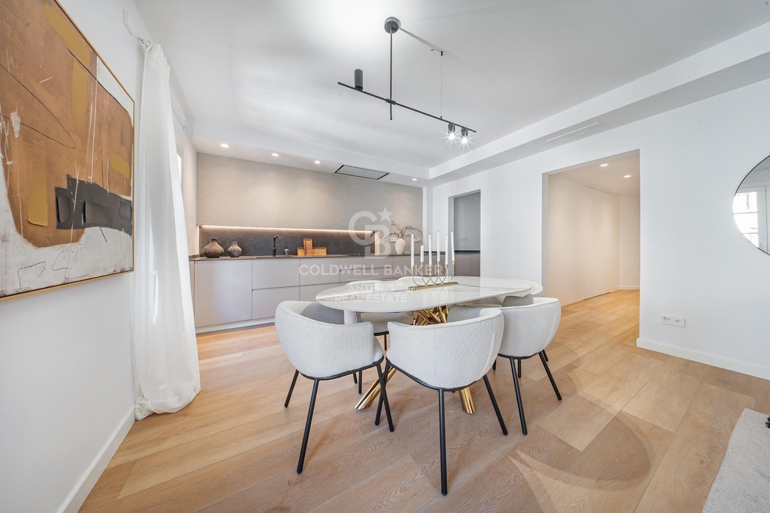 Apartment in Ciutat Vella, Barcelona, Spain 3 - 17730981