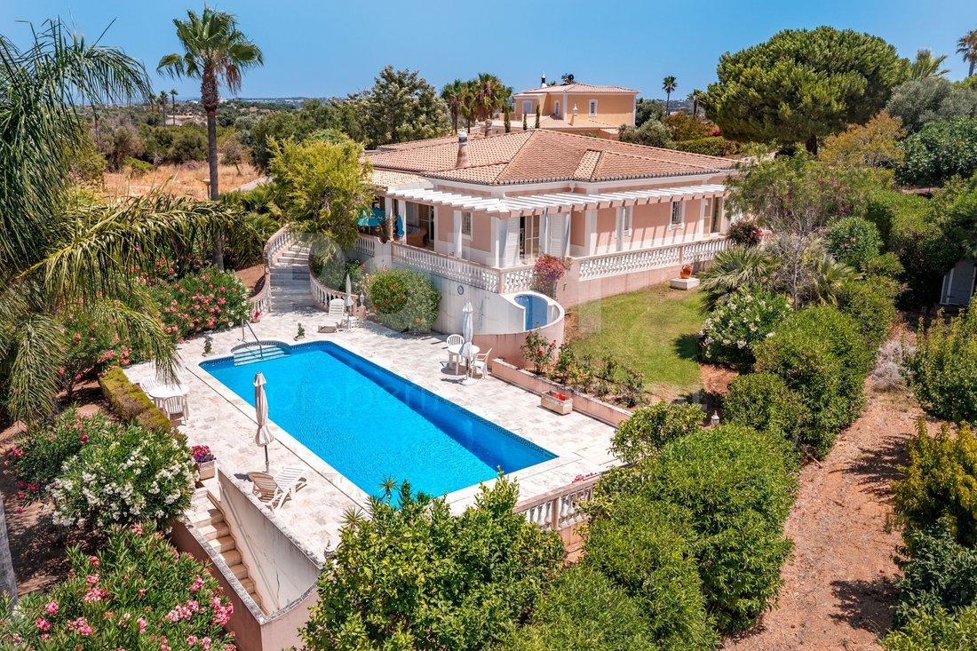 Villa à Carvoeiro, Algarve, Portugal 1 - 18582326