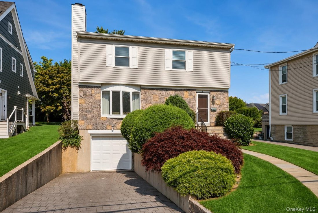 House in Eastchester, New York, United States 1 - 18586274