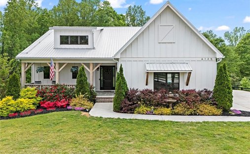 House in Canton, Georgia, United States 1