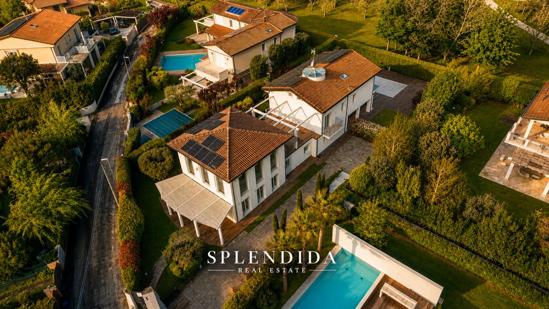 Villa in Caranna-Vaiana, Forte dei Marmi, Toskana 2 - 18561641