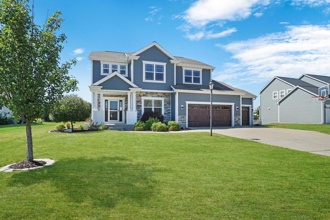 House in Menomonee Falls, Wisconsin, United States 1 - 18583979