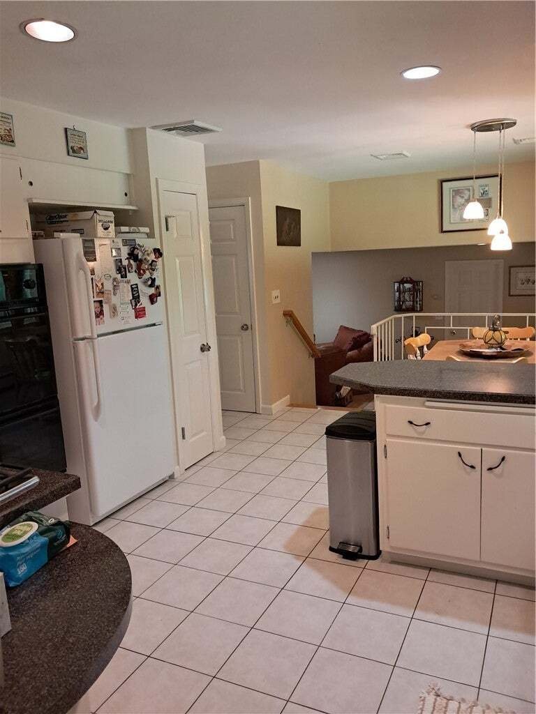 House in Cranston, Rhode Island, United States 5 - 18583872