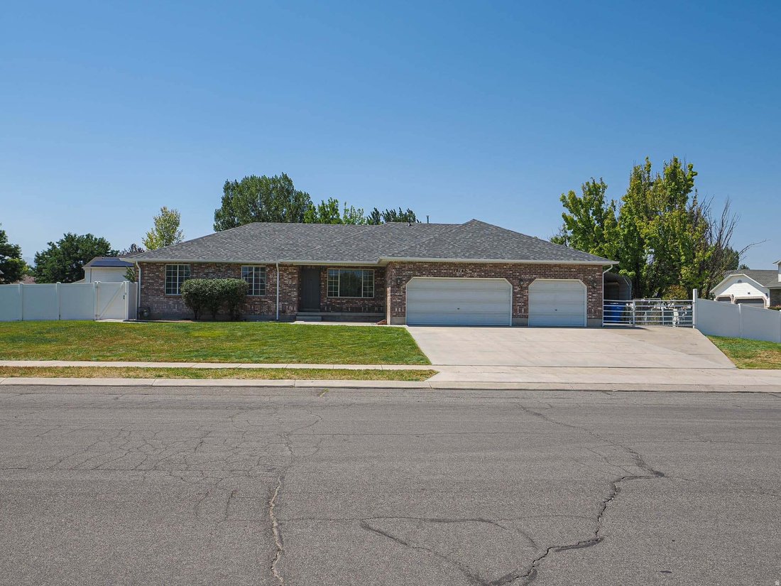 House in Riverton, Utah, United States 3 - 18584054