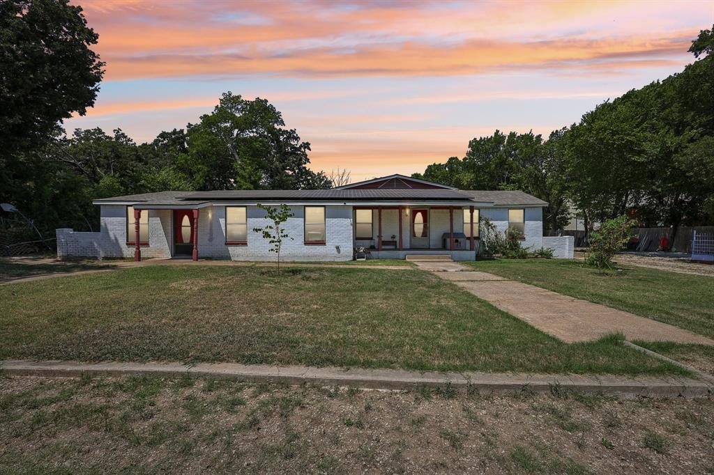 House in Burleson, Texas, United States 1 - 18585003