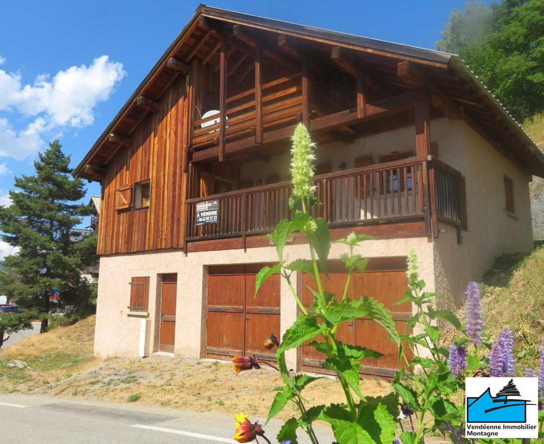 Chalet in Villard-Reculas, Auvergne-Rhône-Alpes, France 2 - 18586149
