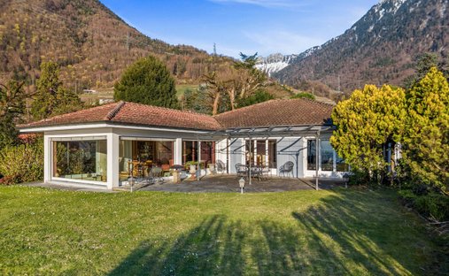 Haus in Villeneuve VD, Waadt, Schweiz 1