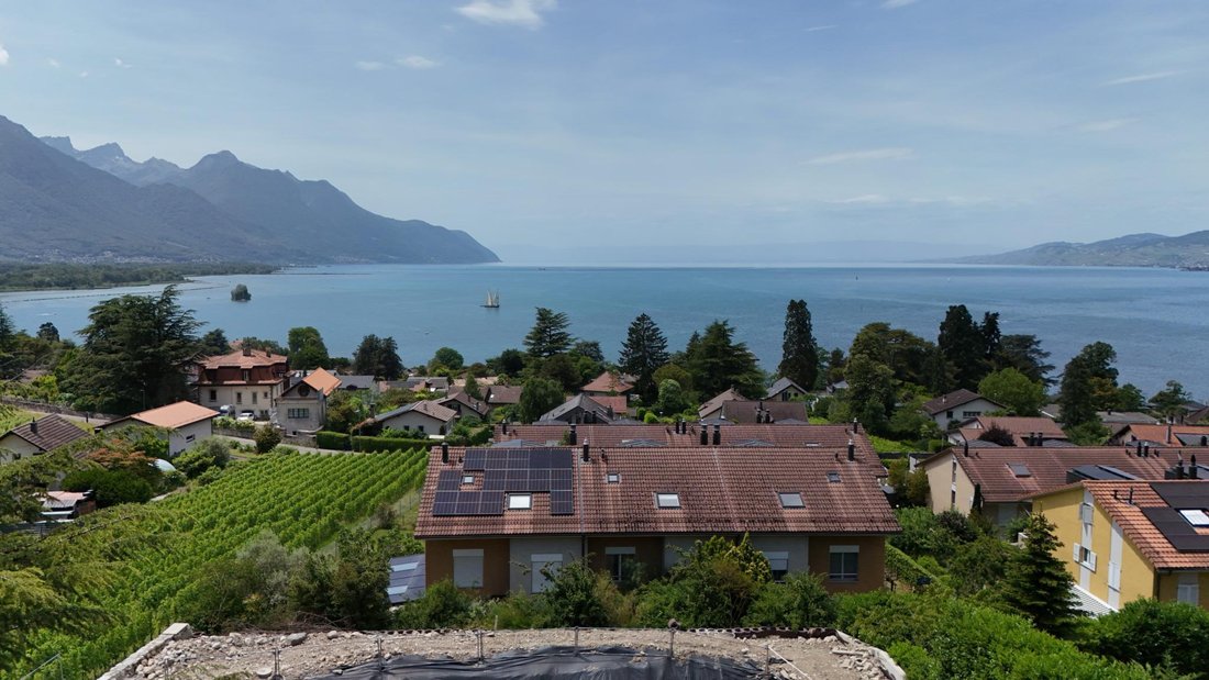 House in Villeneuve, Vaud, Switzerland 1 - 18580716