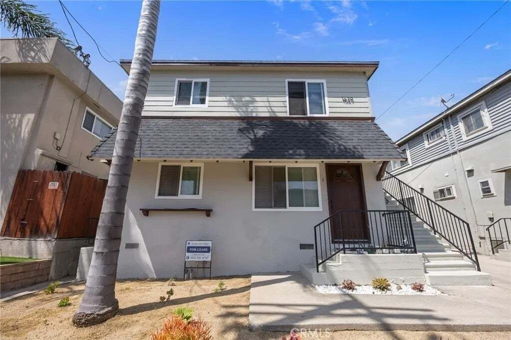El Segundo, California, United States 4 - 18216019