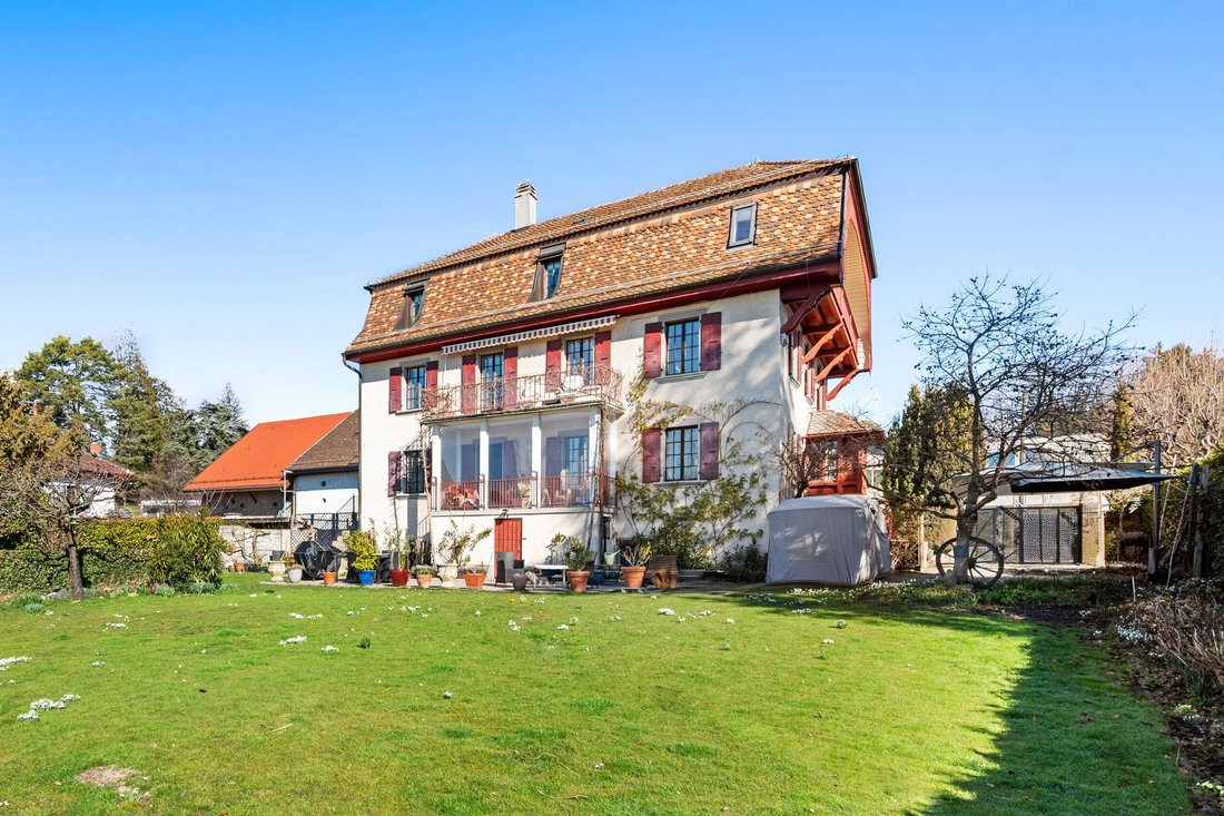 House in Blonay - Saint-Légier, Vaud, Switzerland 1 - 18583471