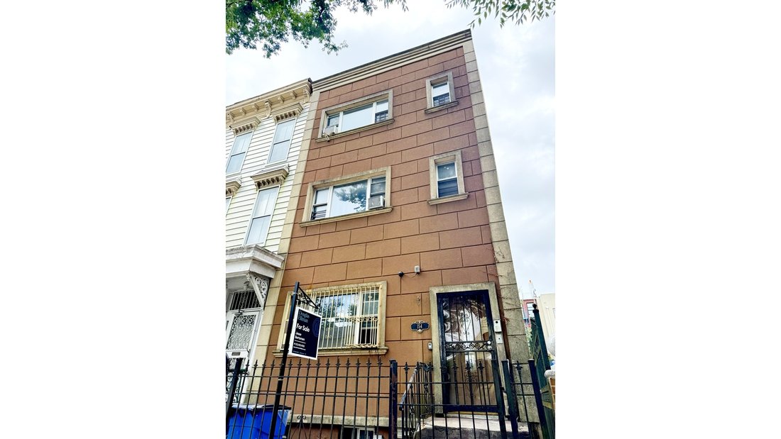 Apartment in New York, New York, United States 2 - 18460155