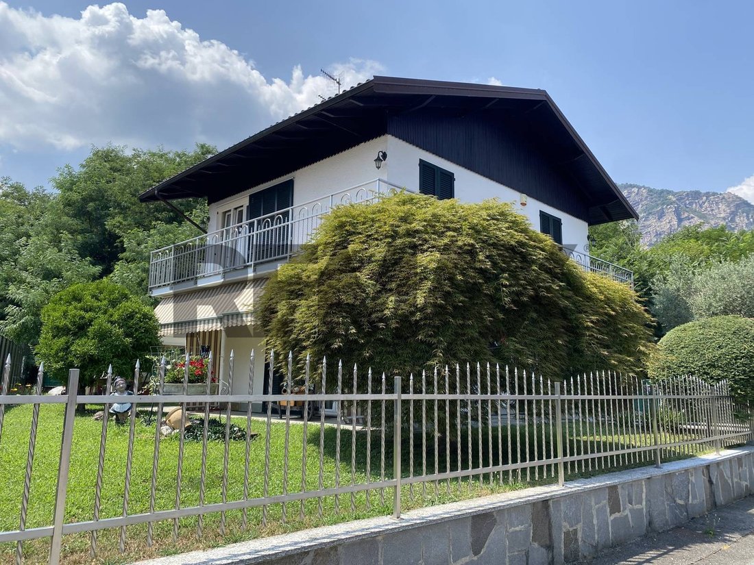 House in Baveno, Piedmont, Italy 1 - 18585989