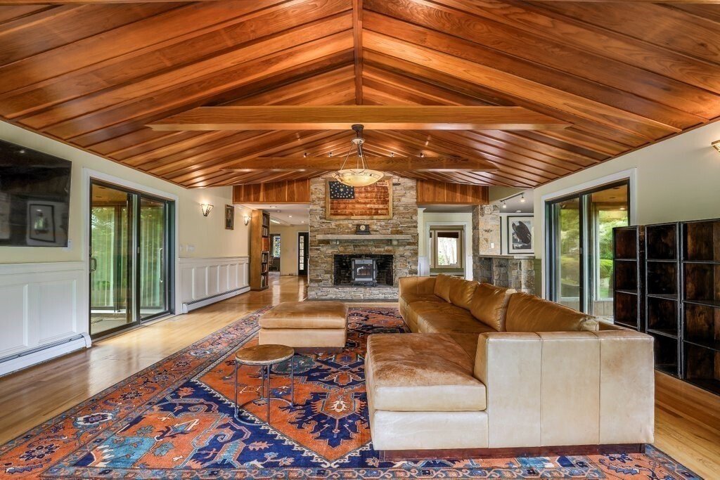 House in Douglas, Massachusetts, United States 5 - 18069543