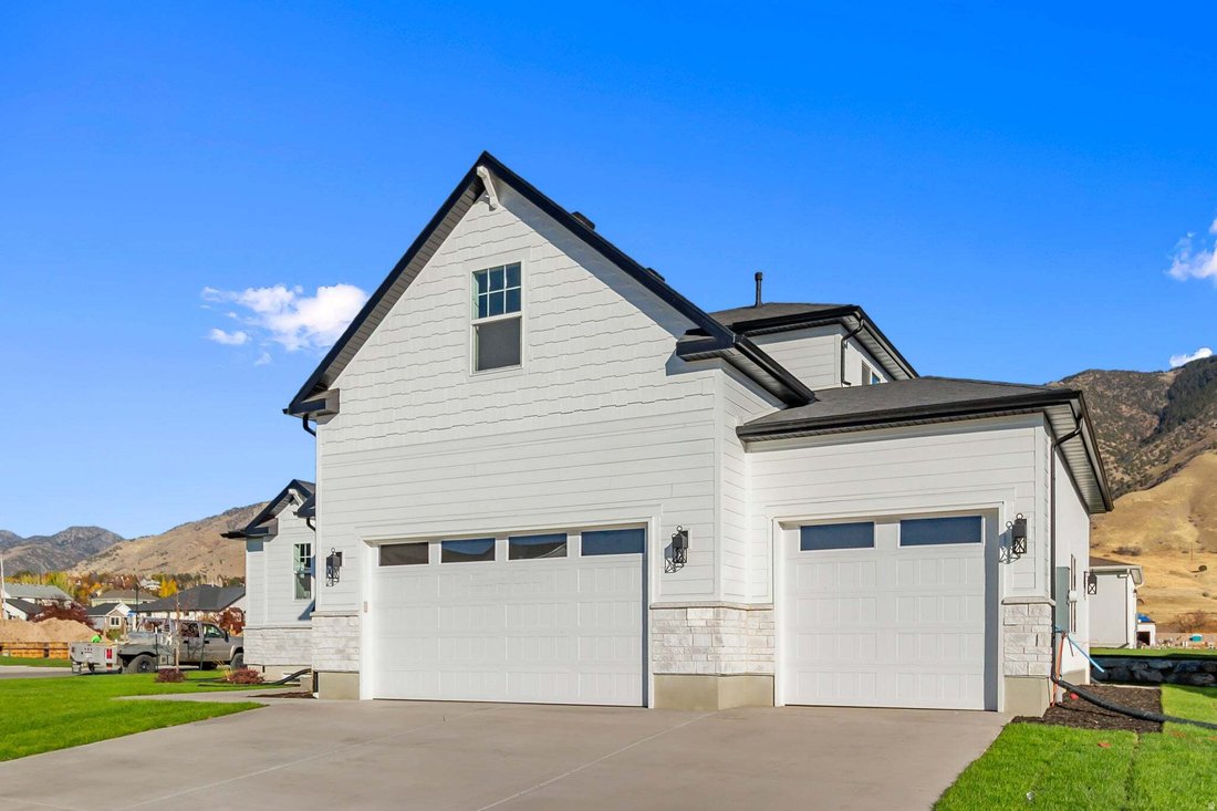 House in Hyde Park, Utah, United States 3 - 18584070