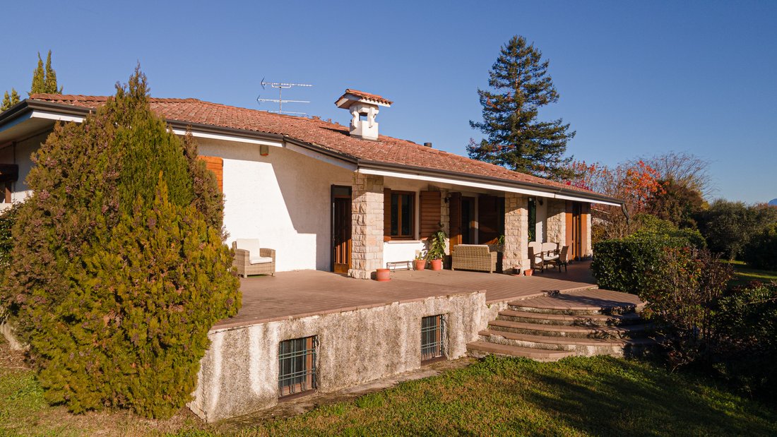 Villa in Moniga del Garda, Lombardy, Italy 4 - 18582784