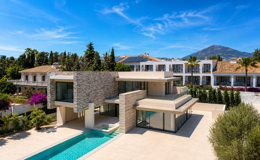 Villa en Playa Puerto Banús, Marbella, España 1