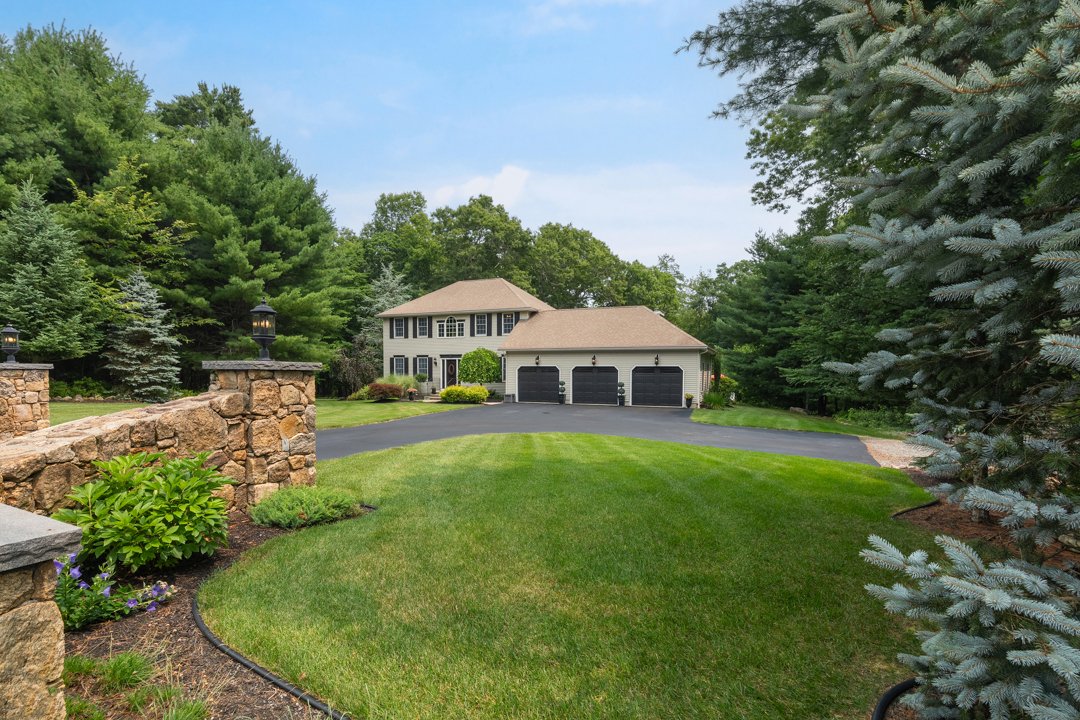 House in Coventry, Rhode Island, United States 3 - 18582435