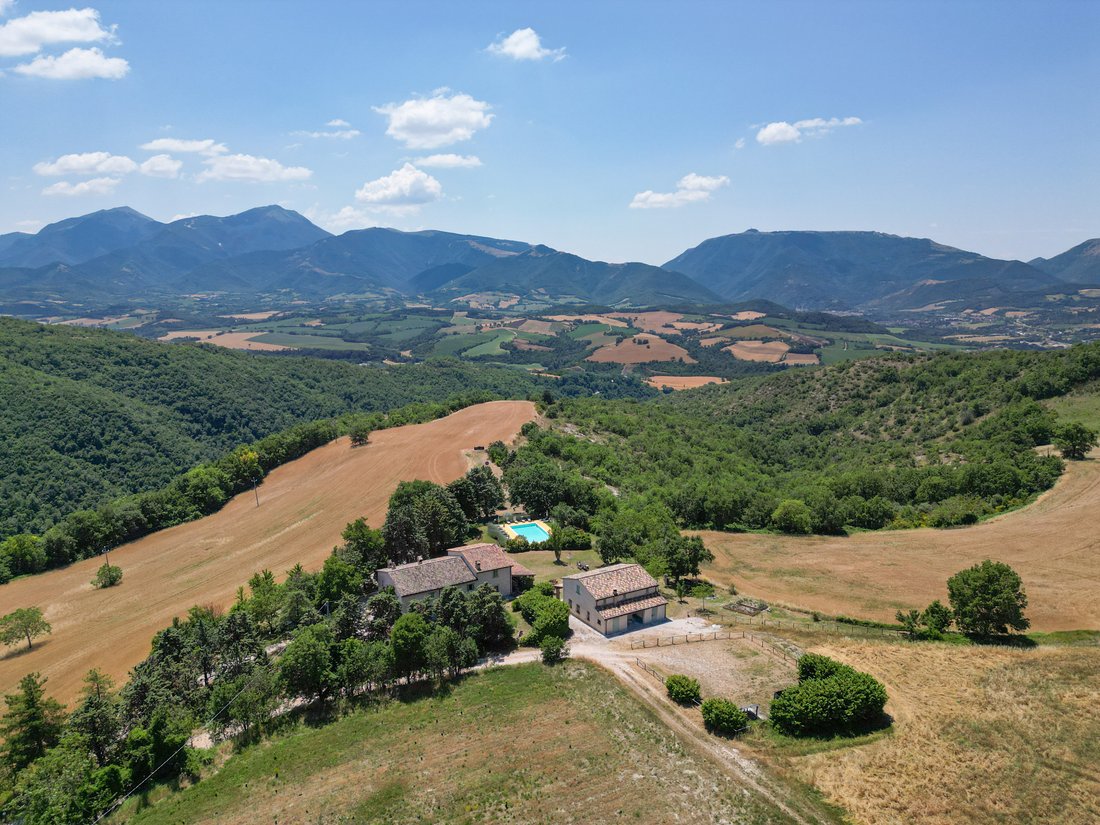 Estate in Cagli, Marche, Italy 3 - 17719447