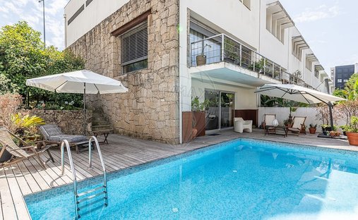 Villa in Nogueira, Fraiao e Lamacaes, Braga, Portugal 1