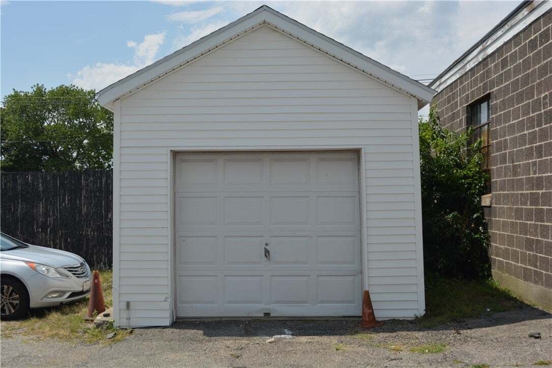 North Providence, Rhode Island, United States 3 - 18583868