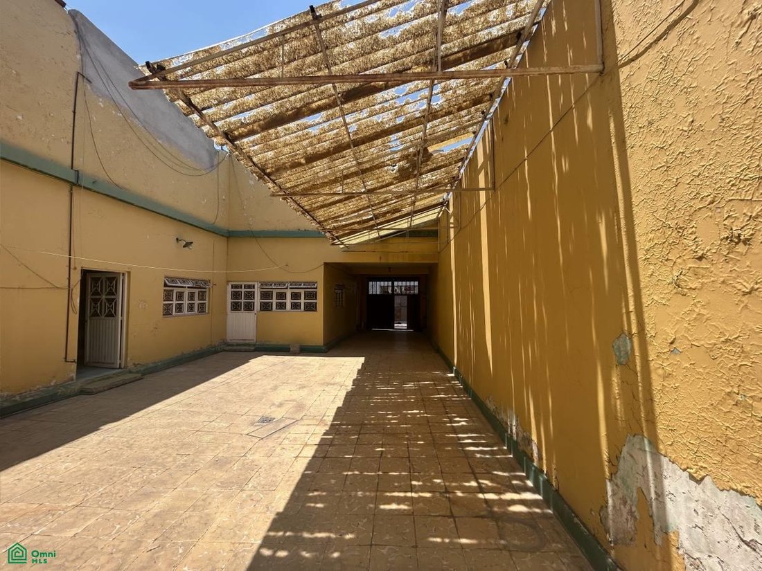 House in Santiago de Querétaro, Querétaro, Mexico 1 - 18030400